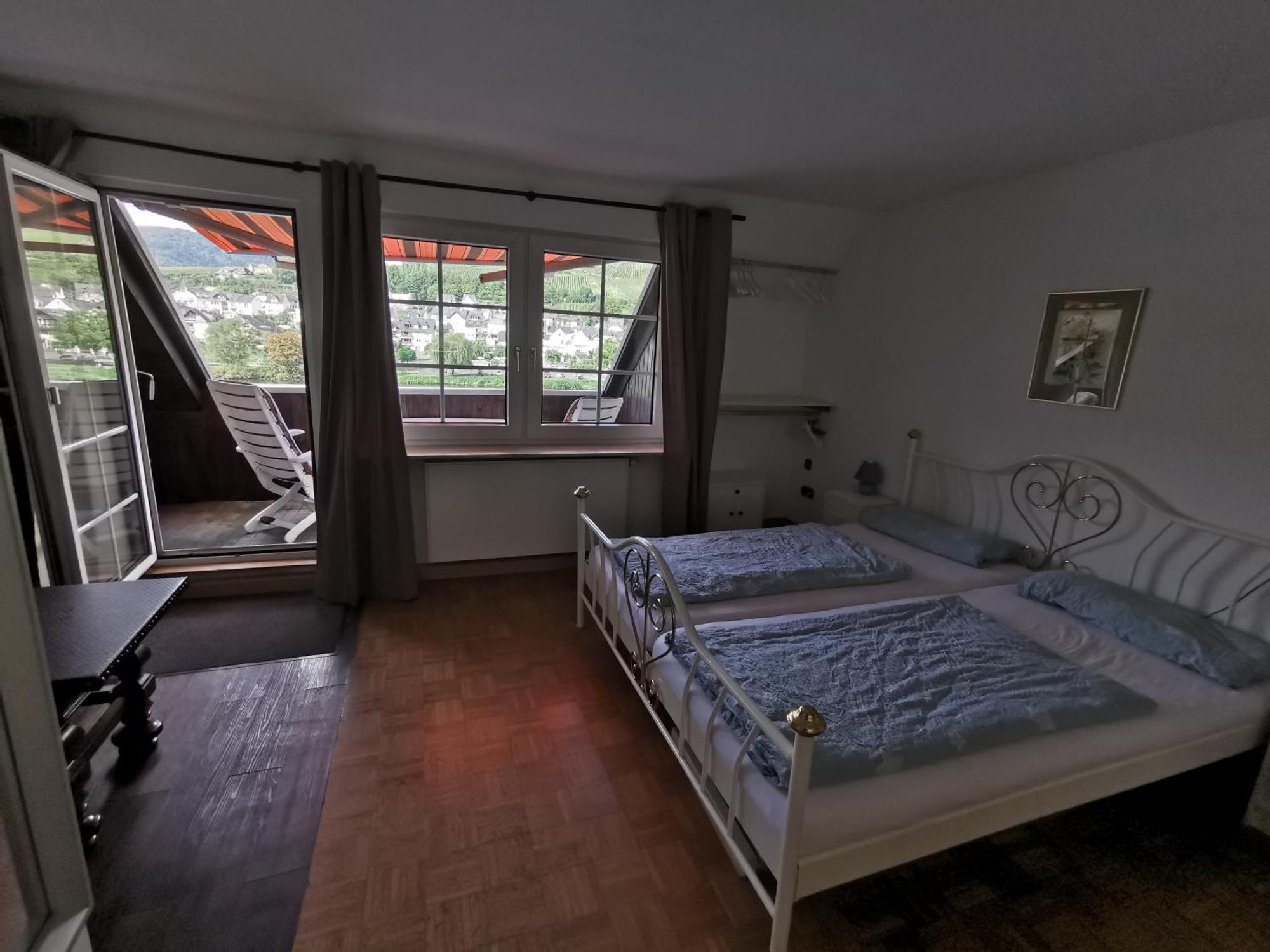 Mosel View Apartment Цел ан дер Мозел Стая снимка