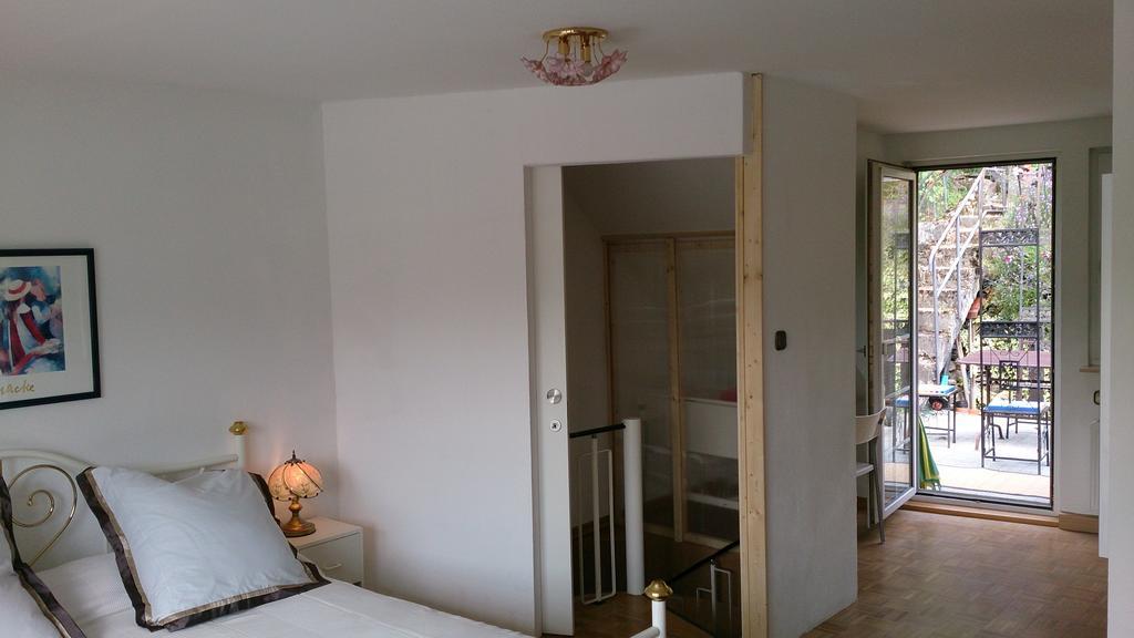 Mosel View Apartment Цел ан дер Мозел Стая снимка